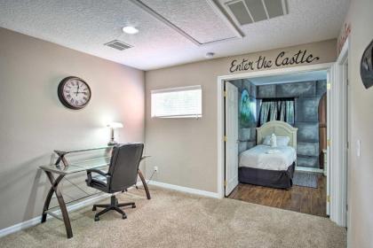 Spacious Family Escape with Lanai and Game Room! - image 11