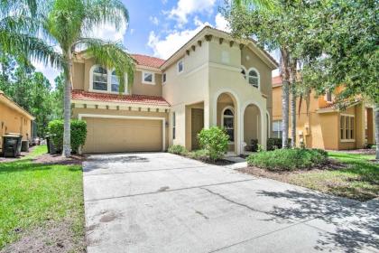 Spacious Family Escape with Lanai and Game Room! - image 3