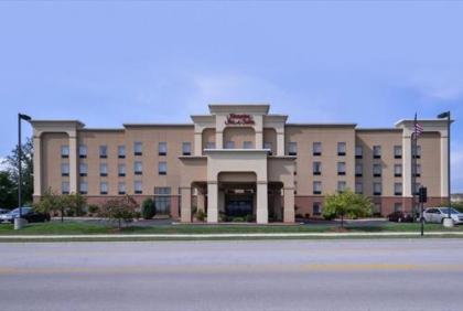 Hampton Inn & Suites Dayton-Vandalia - image 2