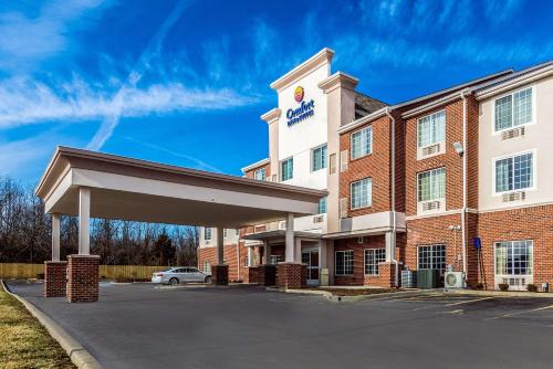 Comfort Inn & Suites Dayton North - main image