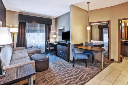 Holiday Inn Express & Suites Dayton South - I-675 an IHG Hotel - image 4