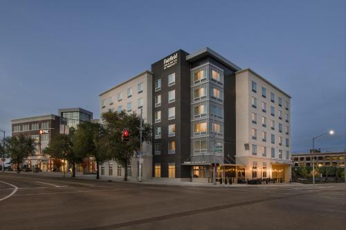 Fairfield Inn & Suites by Marriott Dayton - main image