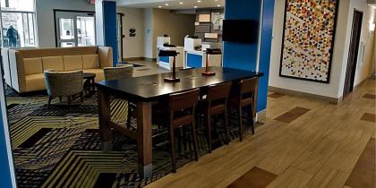 Holiday Inn Express & Suites Dayton North - Vandalia an IHG Hotel - image 3