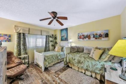 Seychelles - Daytona Beach Condos - image 3