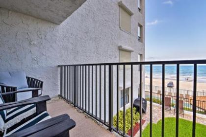 Oceanfront Daytona Beach Condo with View and Pool - image 2