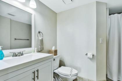 Sand Dollar Condos - image 15