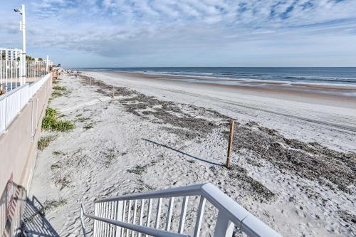 Oceanfront Daytona Beach Club Studio with Pool Access - main image