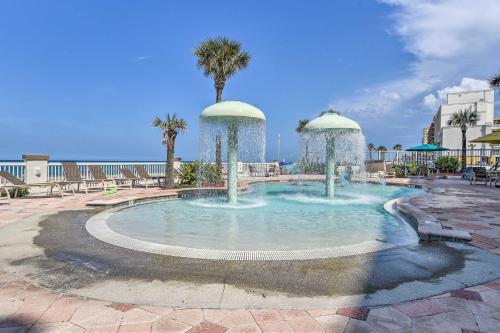 Daytona Beachfront Condo with Ocean View and Amenities - image 3