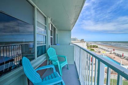 Updated Daytona Beach Oceanfront Studio with Pool! - image 12