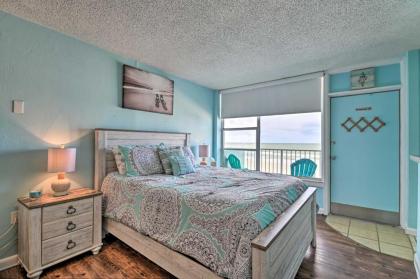 Updated Daytona Beach Oceanfront Studio with Pool! - image 9