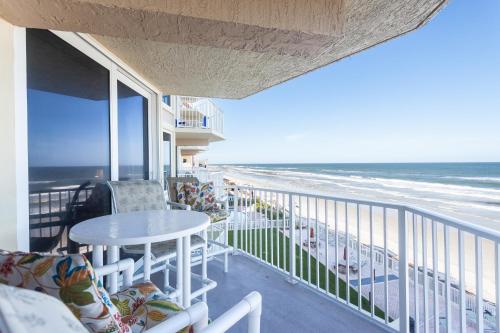 Shores Club 403 2 Bedrooms 4th Floor Oceanfront Sleeps 6 - main image