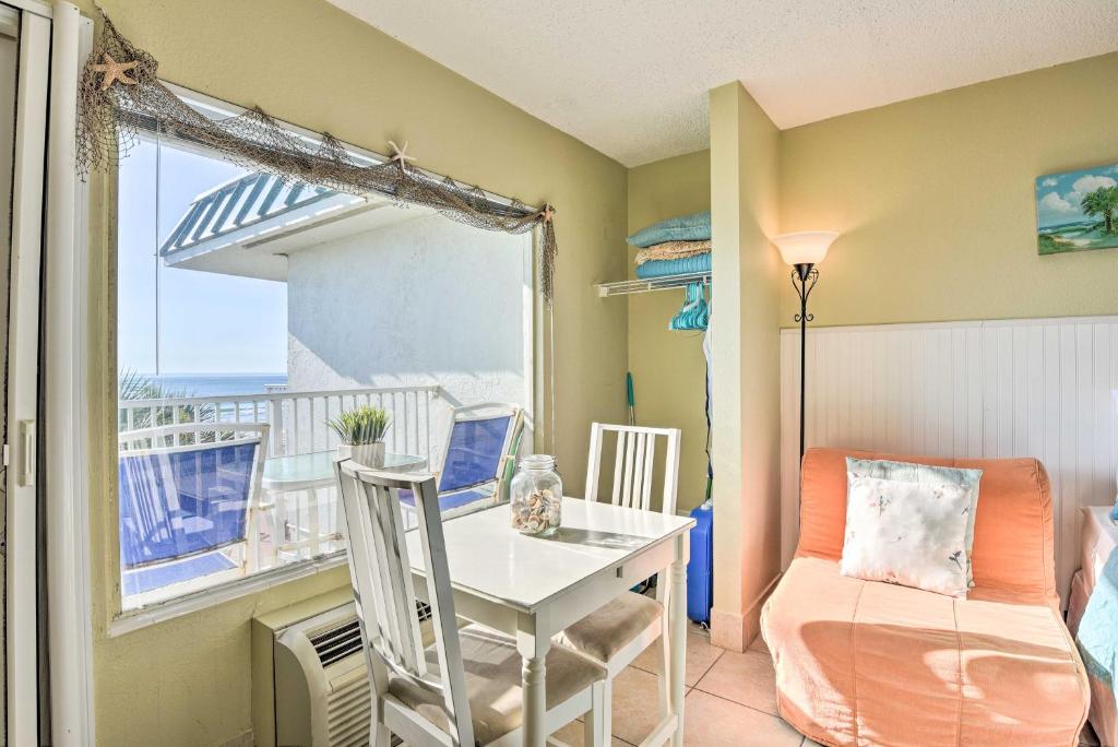 Waterfront Daytona Beach Studio with Pool Access - image 6