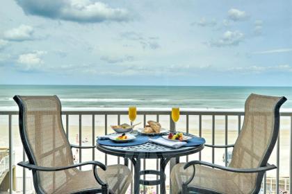 Cozy Studio on Daytona Beach with Pool Access!