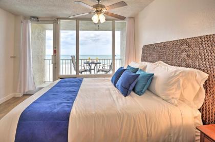 Cozy Studio on Daytona Beach with Pool Access! - image 6