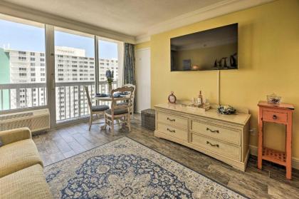 Daytona Beach Resort Studio with Ocean View! - image 11