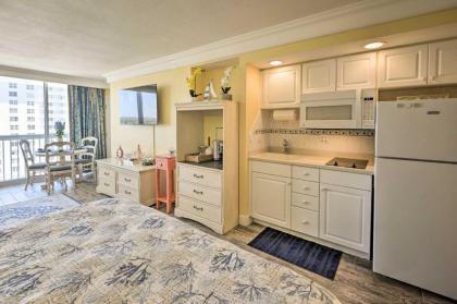 Daytona Beach Resort Studio with Ocean View! - image 3