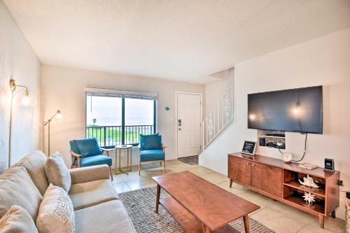 Oceanfront Daytona Beach Condo with Shared Pool - main image