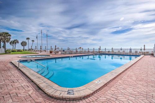 Daytona Beach Condo with Ocean-View Balcony! - main image