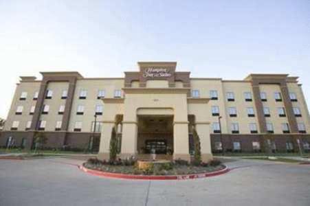 Hampton Inn & Suites Dallas-DeSoto - main image