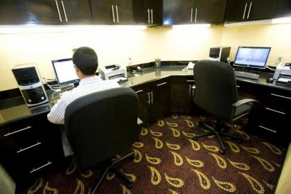 Hampton Inn & Suites Dallas-DeSoto - image 12