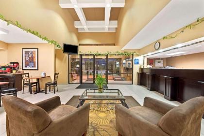 Days Inn & Suites by Wyndham DeSoto - image 3