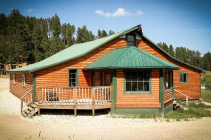 Cole Cabins - image 13