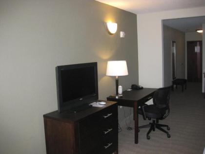 Country Inn & Suites by Radisson Dearborn MI - image 7