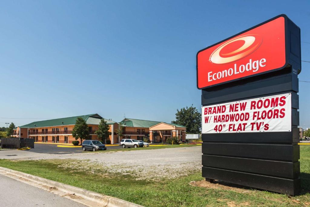 Econo Lodge - main image