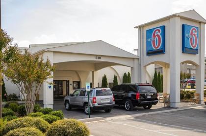 Motel 6-Decatur AL - image 10