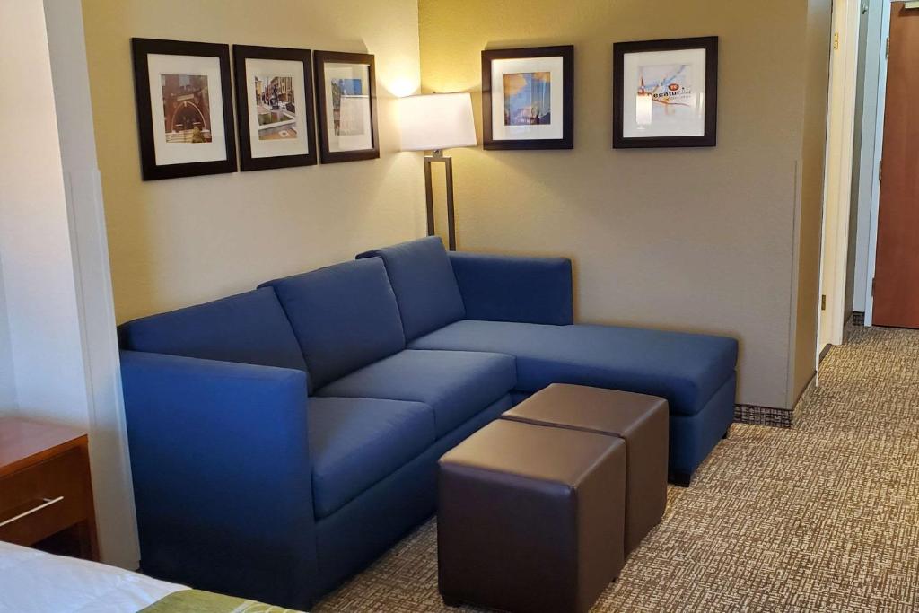 Comfort Inn & Suites Decatur-Forsyth - image 6