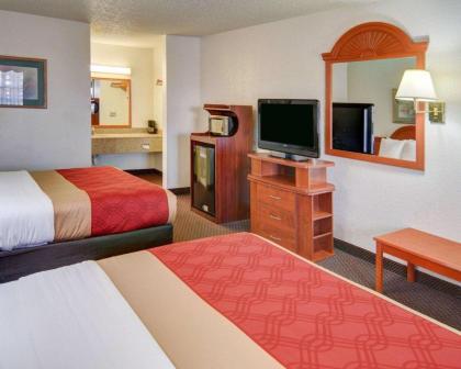 Econo Lodge Decatur - image 3