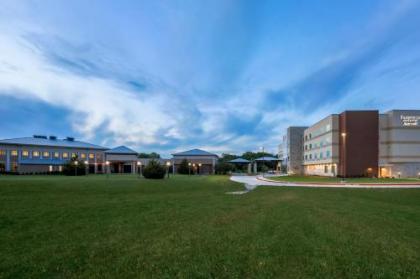 Fairfield Inn & Suites by Marriott Decatur at Decatur Conference Center - image 2