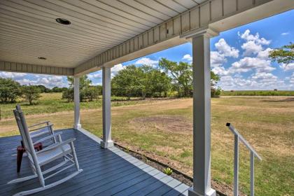 Modern Decatur Farmhouse Getaway with Large Yard - image 2