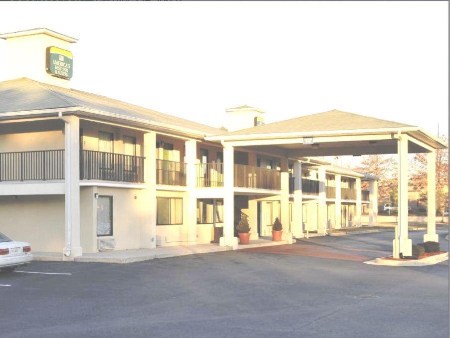 America's Best Inn & Suites - Decatur - main image