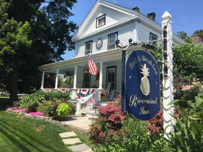 Riverwind Inn Bed and Breakfast Connecticut