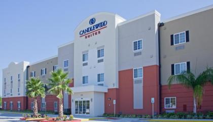 Candlewood Suites Deer Park an IHG Hotel - image 4