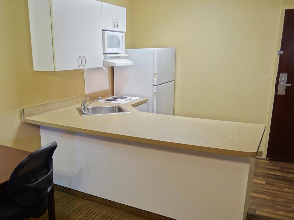 Extended Stay America Suites - Chicago - Buffalo Grove - Deerfield - image 3