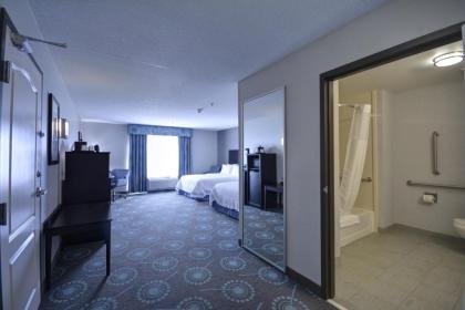 Hampton Inn Defiance - image 14