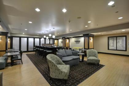 Hampton Inn Defiance - image 15