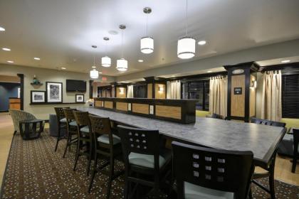 Hampton Inn Defiance - image 6