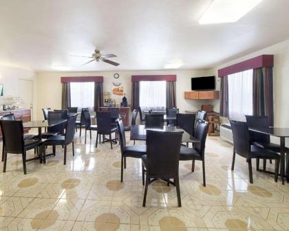 Quality Inn & Suites Del Rio - image 3