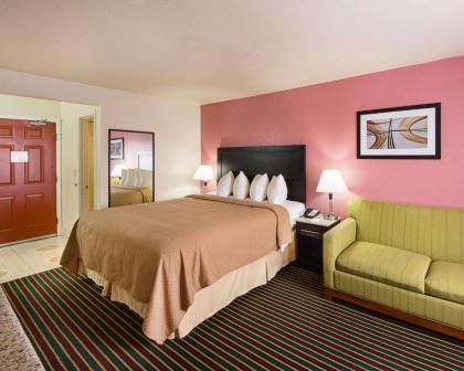 Quality Inn & Suites Del Rio - image 7