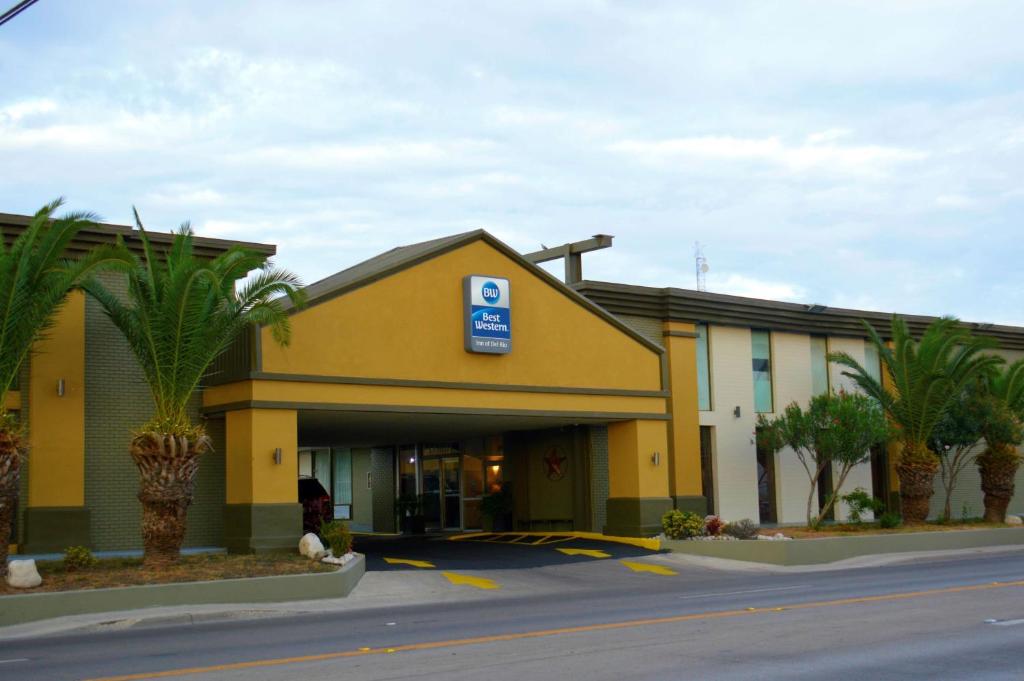 Best Western Inn of Del Rio - main image