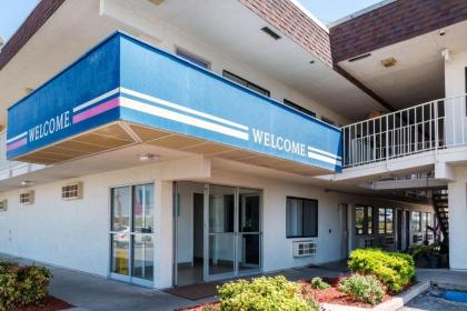 Motel 6-Del Rio TX - image 12