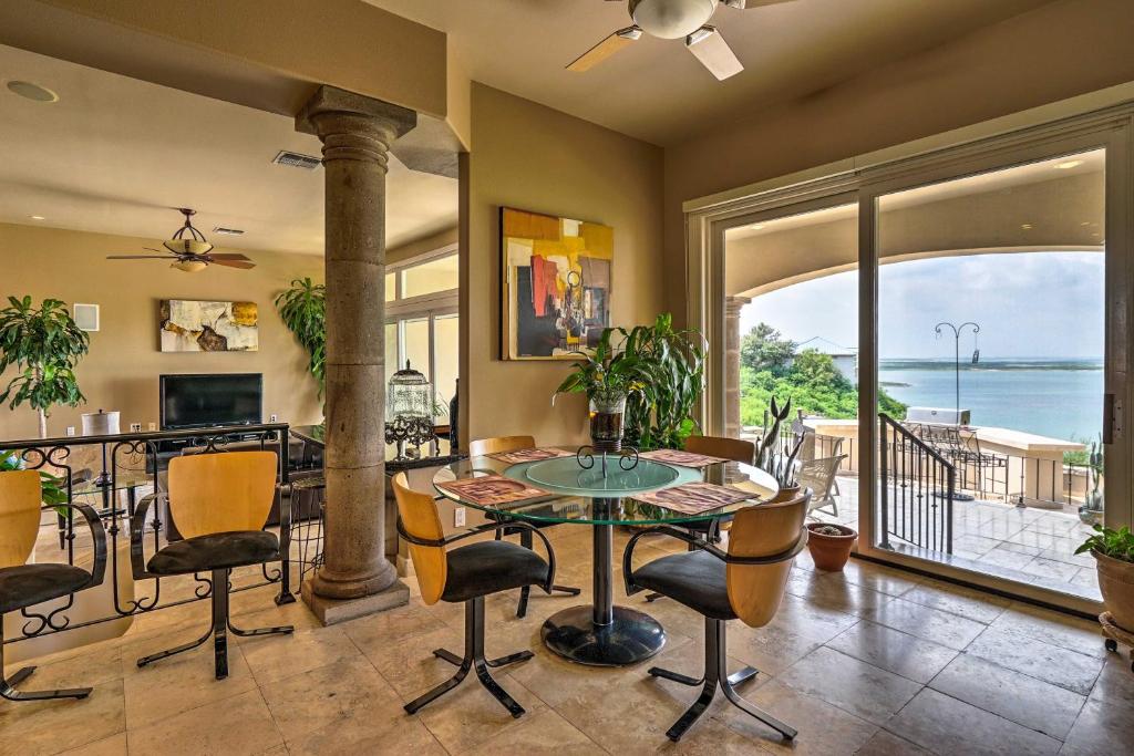 Luxury Del Rio Home with Pool and Lake Views! - image 2