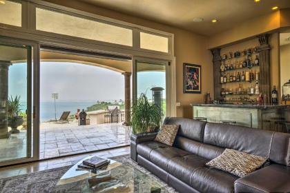 Luxury Del Rio Home with Pool and Lake Views! - image 3