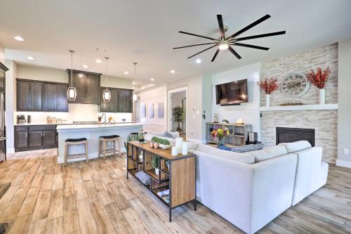 Upscale Austin Area Escape - Families Welcome - image 5