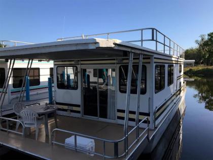 Unique Houseboat Vacation at St Johns River - 2Bedroom Houseboat #1 - image 10