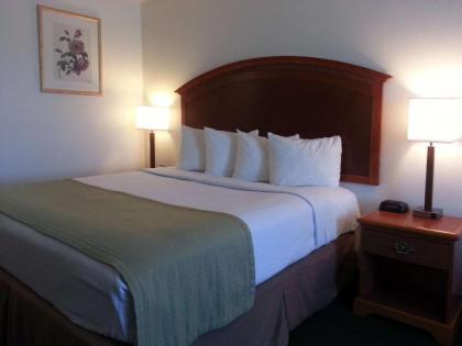 Best Western Liberty Inn - image 14