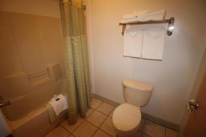 Best Western Liberty Inn - image 4